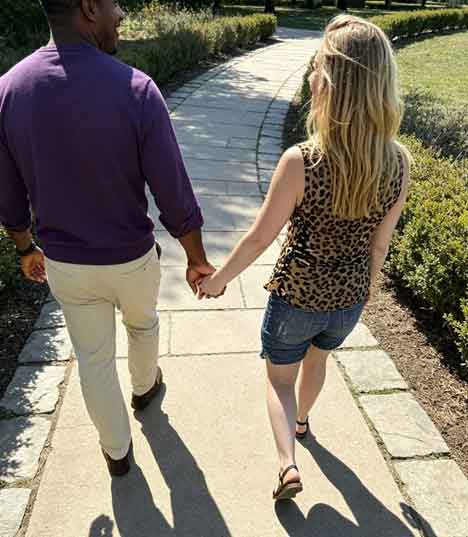 Couple who met on WhiteMenBlackWomen.net